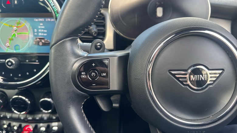 MINI Hatchback 2.0 Cooper S Exclusive 5dr Auto Petrol Hatchback